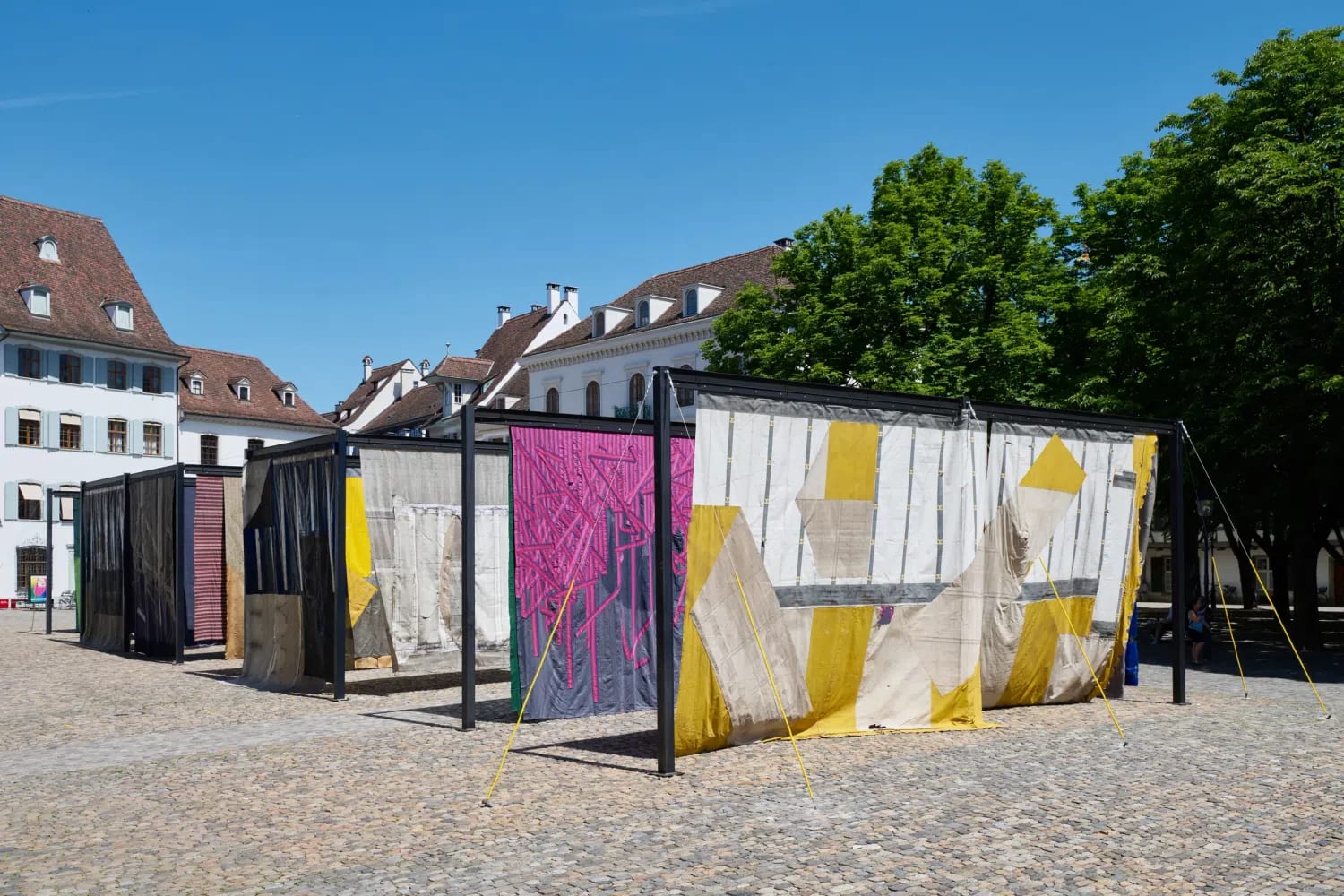 Nairy Baghramian, Modèle vivant (S’empilant), 2026. Installation at the Messeplatz during Art Basel in Basel 2026.