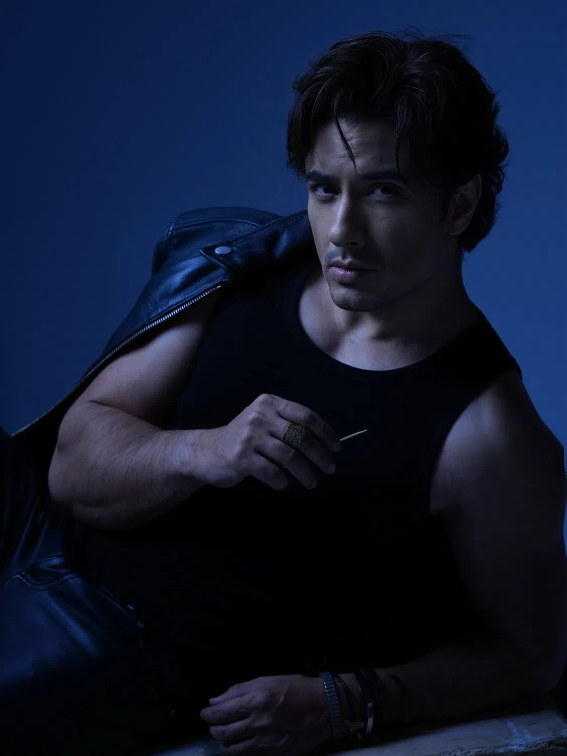 Ali Zafar is a multi-talented Pakistani singer-songwriter, actor, and artist who first achieved widespread fame with his 2003 hit single "Channo" before making history as the first Pakistani actor to land a leading role in a mainstream Bollywood film with Tere Bin Laden (2010). A graduate of Lahore's National College of Arts, he has successfully balanced a diverse creative career that spans releasing acclaimed music albums like Roshni (2025), producing domestic box-office hits like Teefa in Trouble (2018), and joining the judicial panel of Pakistan's Got Talent (2026). Alongside his extensive philanthropic work through the Ali Zafar Foundation, his public profile has also been shaped by high-profile legal battles, including a landmark March 2026 court victory in his long-running civil defamation lawsuit against singer Meesha Shafi regarding unproven harassment allegations.