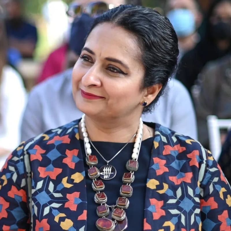 Aisha Khalid (Contemporary Visual Artist). Born in 1972 in Faisalabad, Aisha Khalid is one of the pioneering figures of Pakistan's "neo-miniature" movement. Alongside her husband, artist Imran Qureshi, she revolutionized the Mughal tradition of miniature painting by blending it with contemporary, socio-political themes.